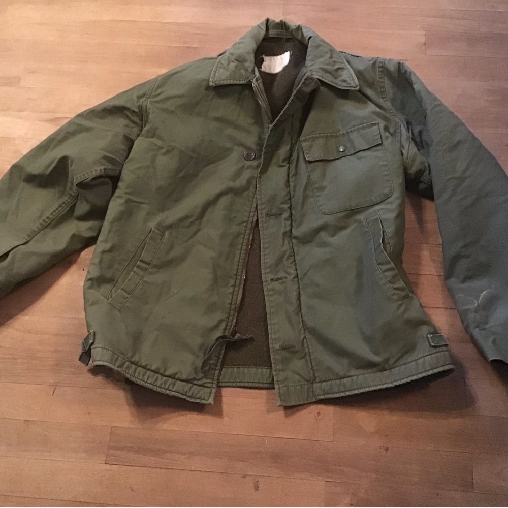 Vintage drab olive zipper jacket with wool lining Large